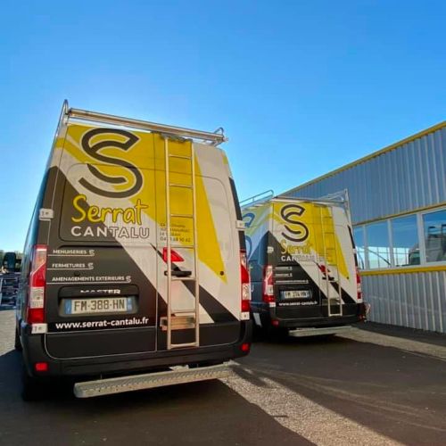 Marquage de véhicules réalisé par Cassiopub, agence à Aurillac (Cantal) et Rognac (Bouches-du-Rhône).