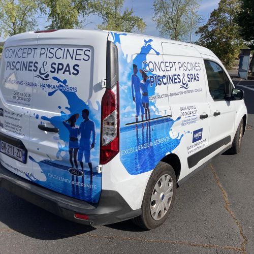 Marquage de véhicules réalisé par Cassiopub, agence à Aurillac (Cantal) et Rognac (Bouches-du-Rhône).