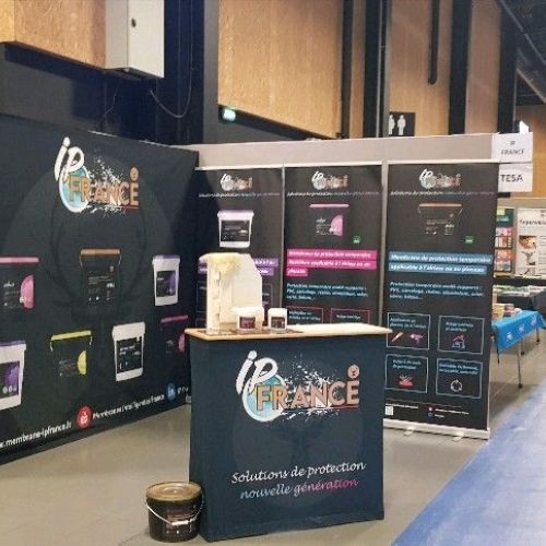 Décor et Stand réalisés par Cassiopub, agence à Aurillac (Cantal) et Rognac (Bouches-du-Rhône).